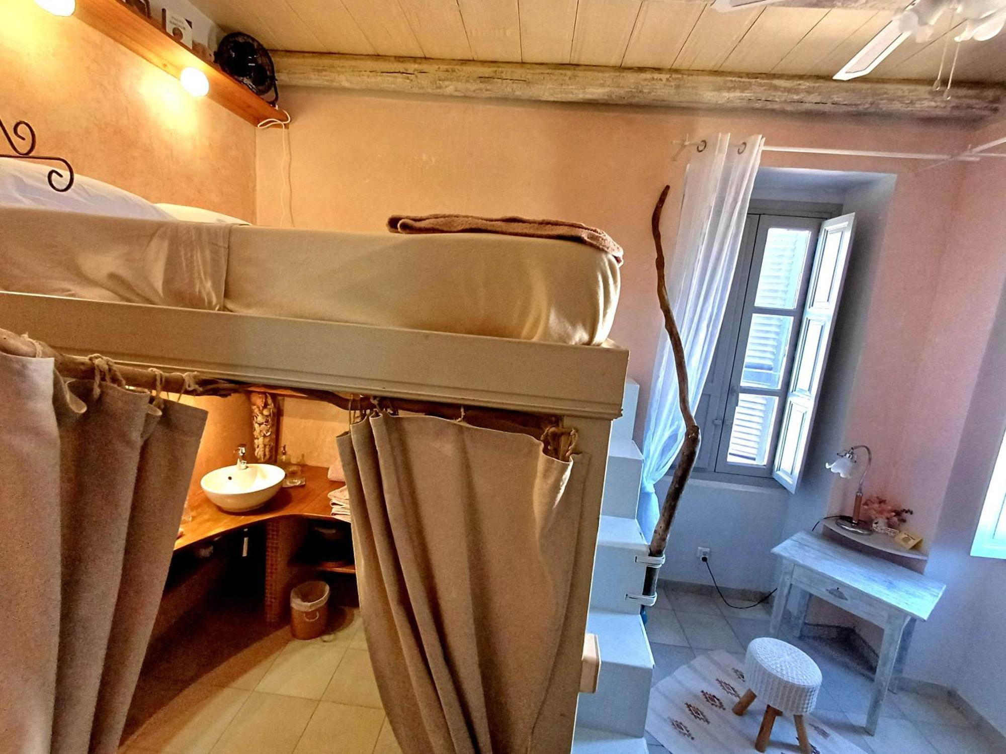 Casaluna, Chambre Climatisee Dans Maison De Village 소타 외부 사진
